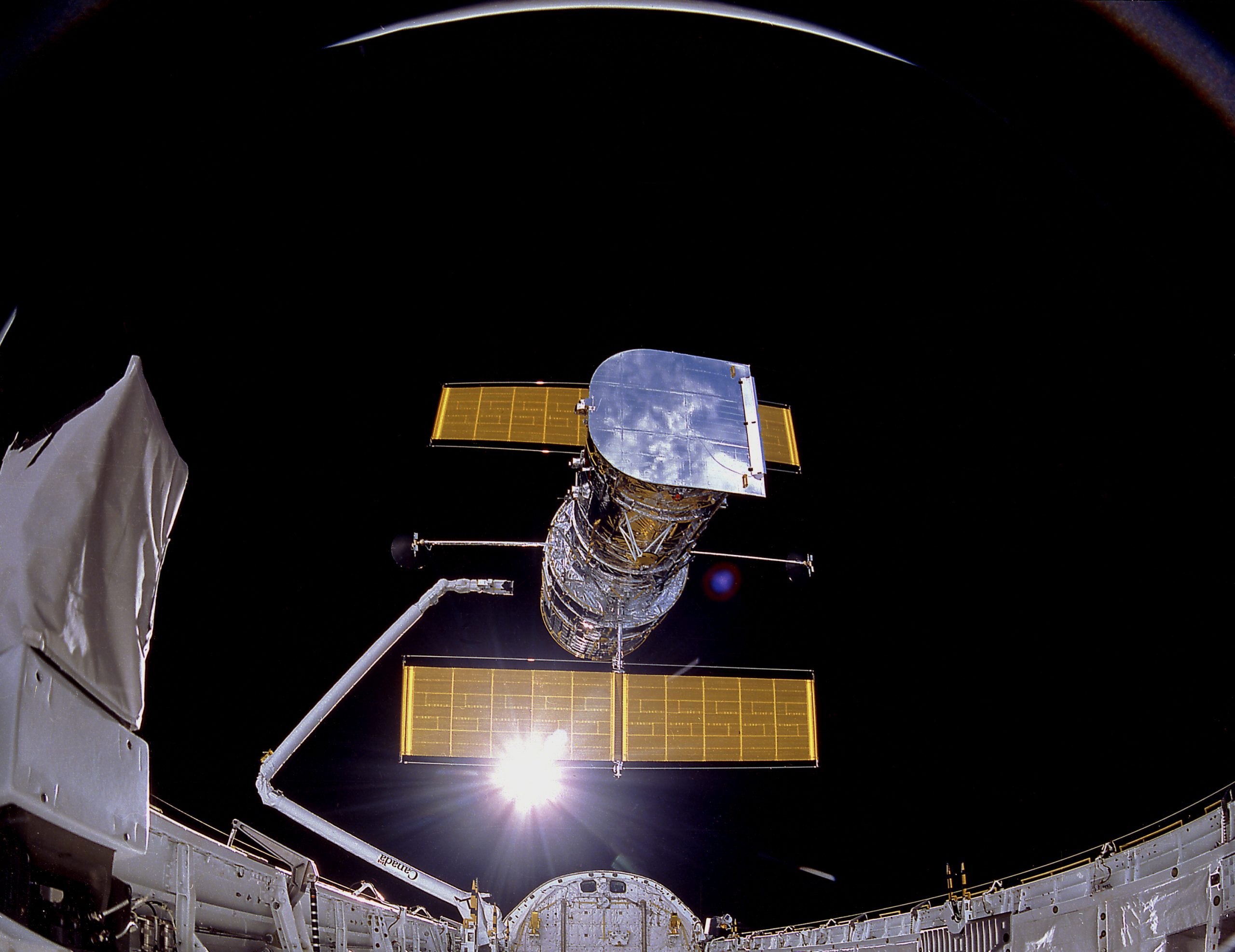 Colocação em órbita Telescópio Hubble Abril de 1990