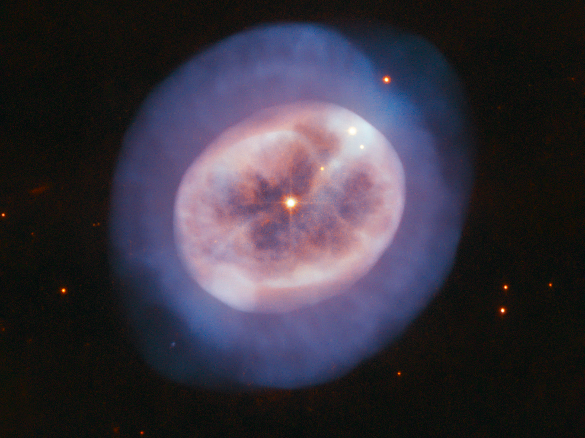 Hubble´s photo NGC 2022